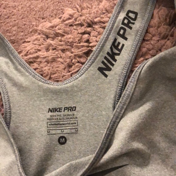 nike pro tank top - Picture 2 of 3